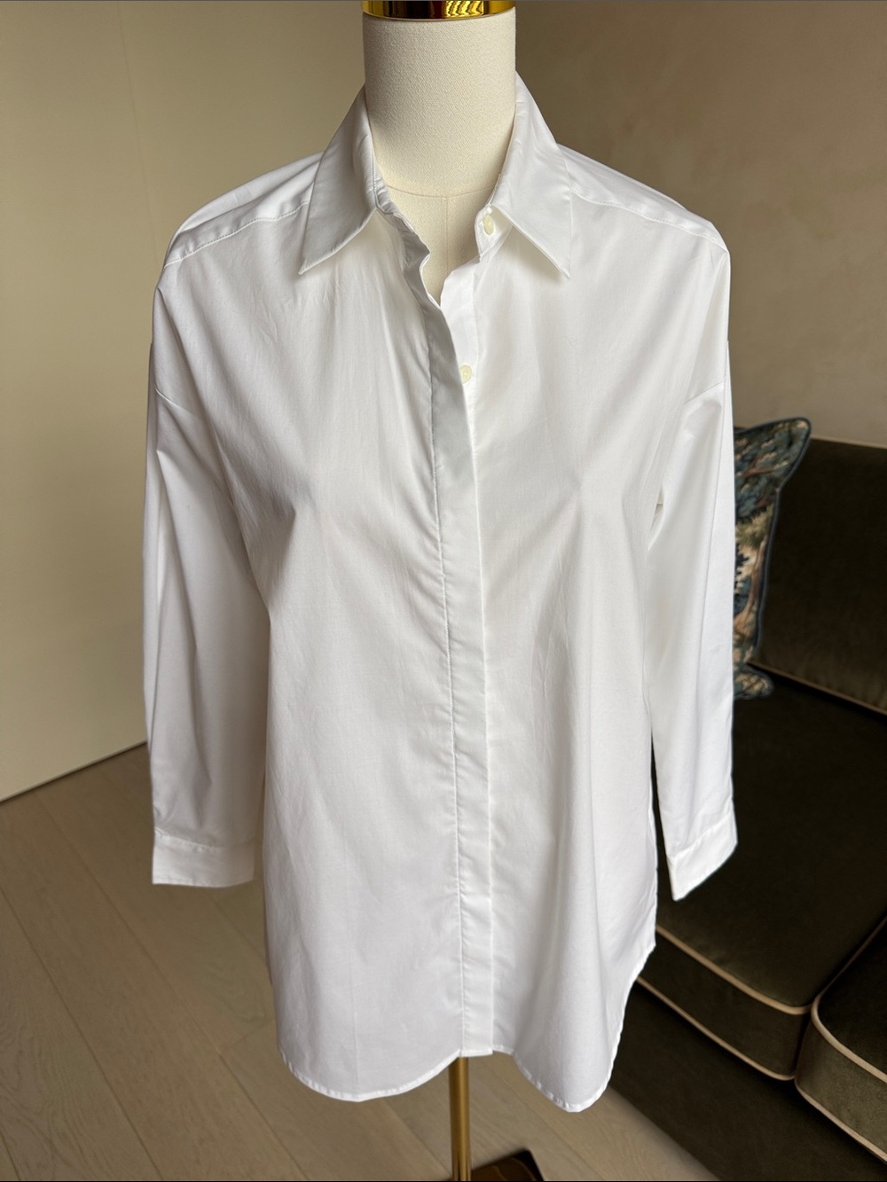 J. McLaughlin White Button Down Shirt Size Small NWT Top - Picture 2 of 7